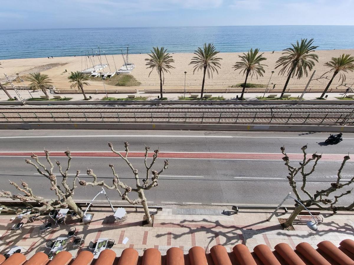 Vilador Beach Hotel Masnou Εξωτερικό φωτογραφία